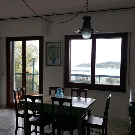 Dom wakacyjny La Terrazza Sul Mare *